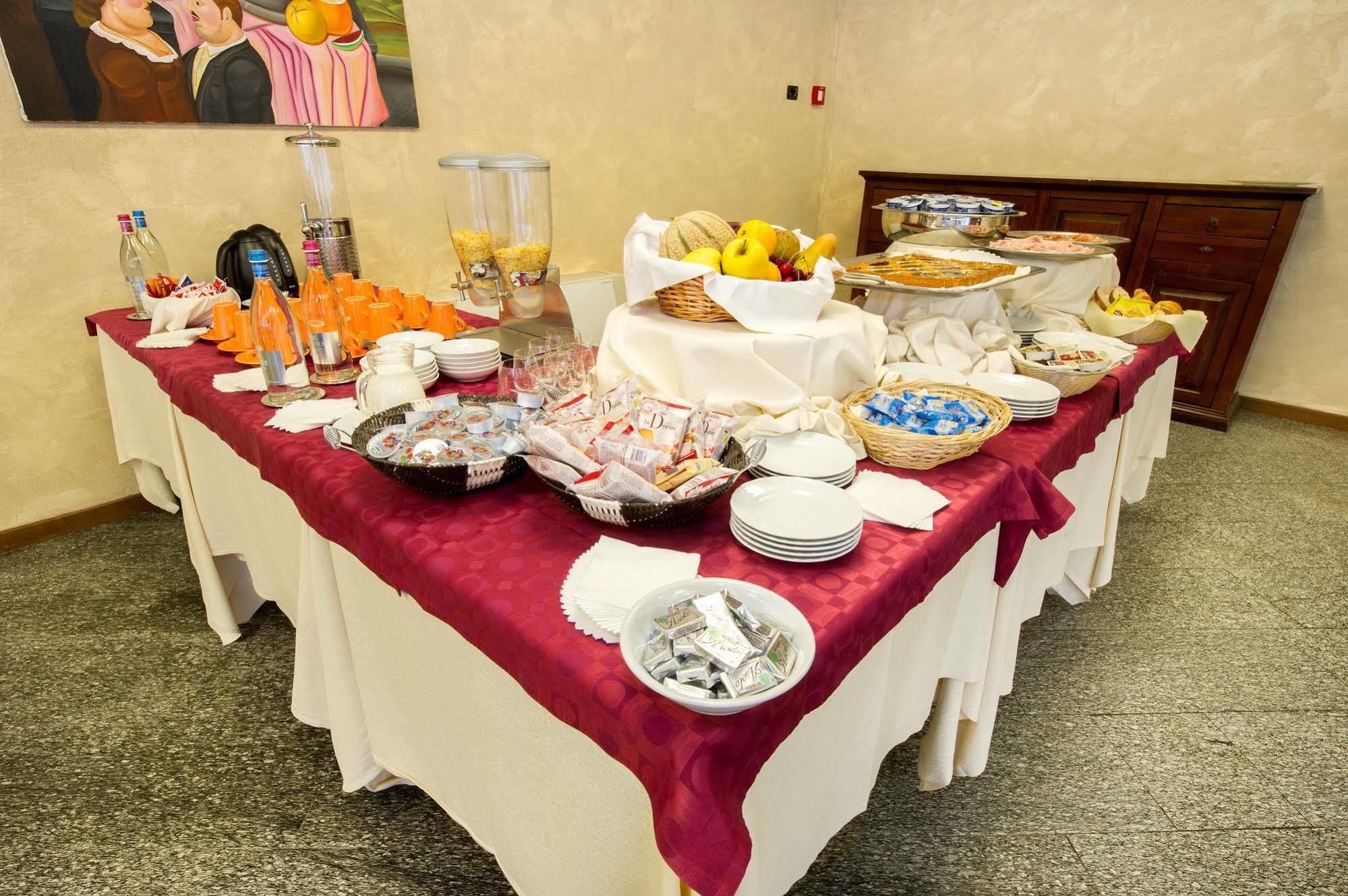 Hotel & Residence La Sibilla Cusiana بيتيناسكو المظهر الخارجي الصورة