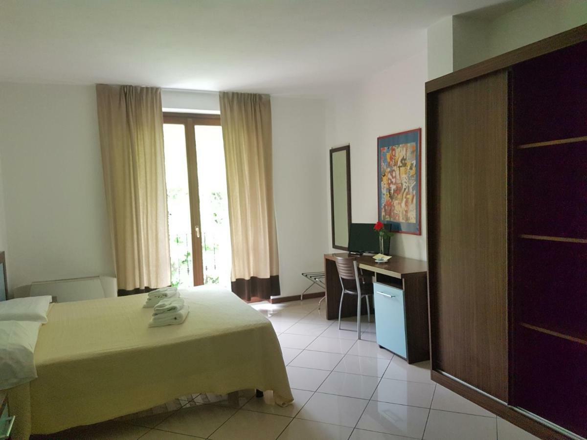 Hotel & Residence La Sibilla Cusiana بيتيناسكو المظهر الخارجي الصورة